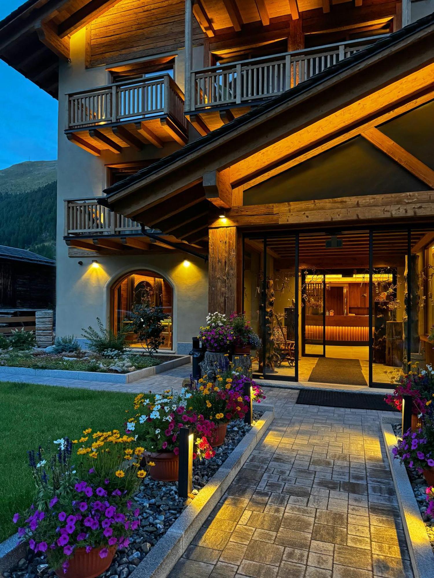 Camino Rustic Chic Hotel 利维尼奥 外观 照片
